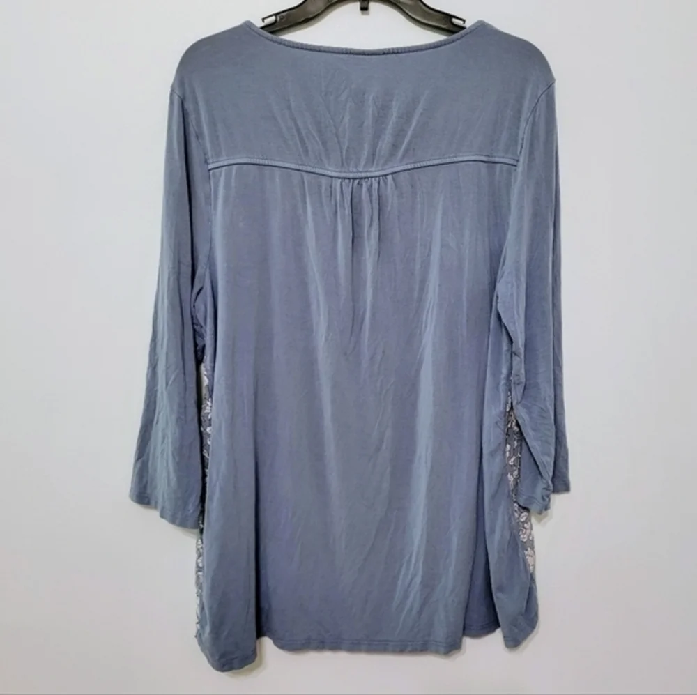 Chico's Dusty Cornflower Blue Mixed Media Floral Eyelet Empire Waist Tunic Top L